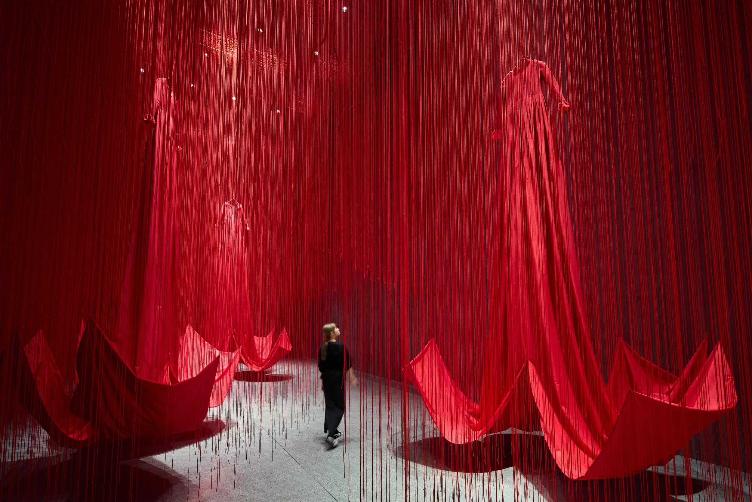 CHIHARU SHIOTA–塩田千春